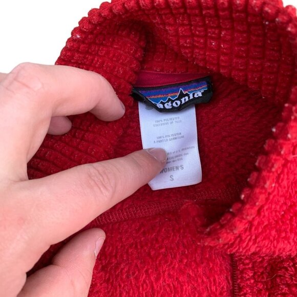 BUNDLE of 2 Patagonia Fleece Jacket Sweaters - Red and Black - BROKEN ZIPPERS - Picture 8 of 16